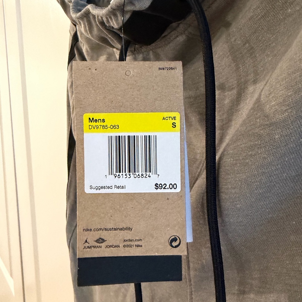 Jordan Men's Gray Jogger Pants - Picture 3 of 4